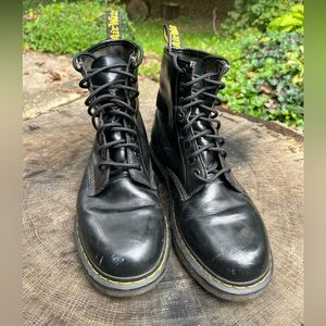 Dr. Martens 8 eyelet boots, good condition. Men’s size 10, lady’s size 11.